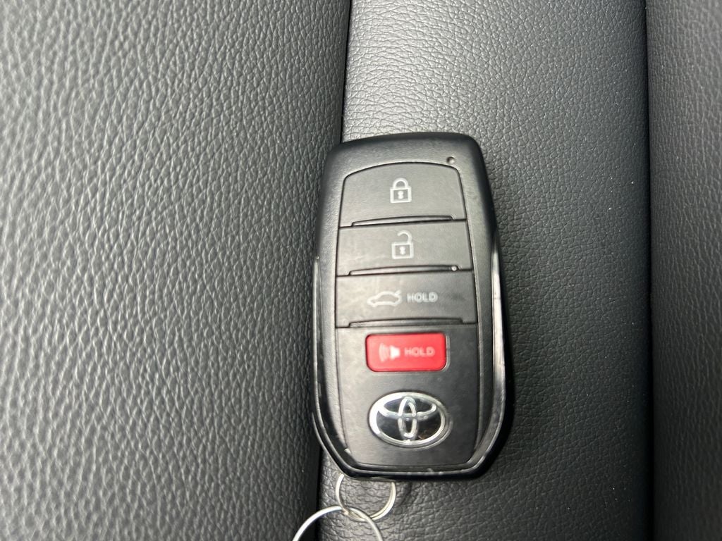 2026 Toyota CAMRY SE Nightshade HYBRID