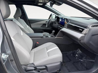 2025 Toyota Camry SE HYBRID