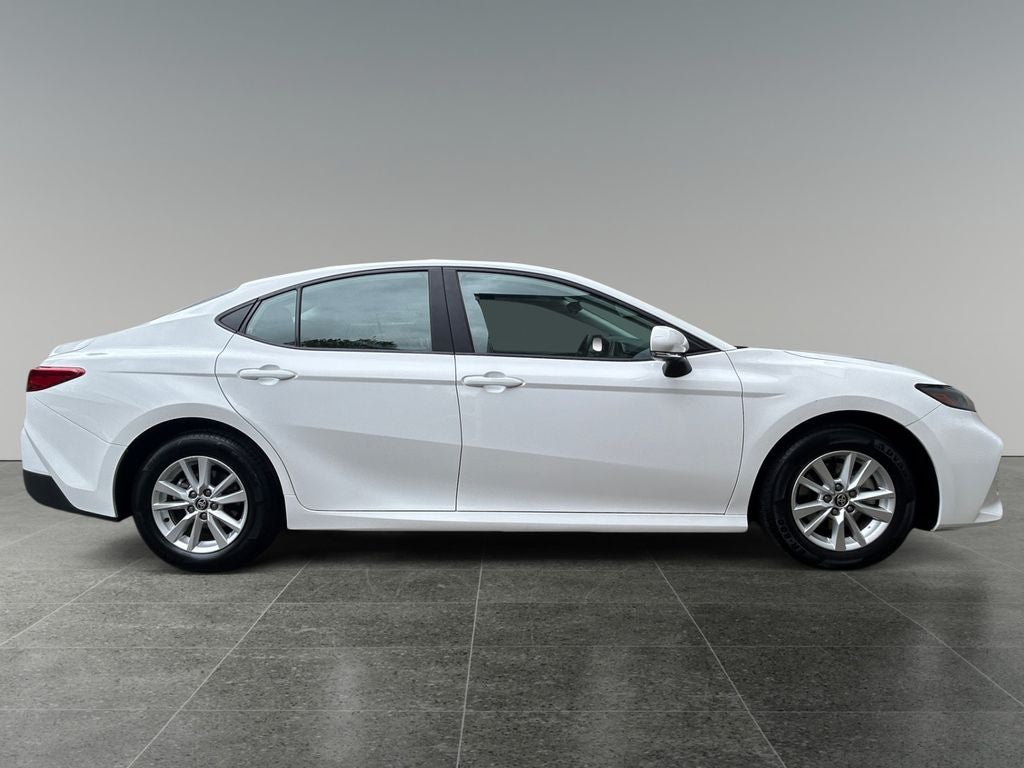 2025 Toyota CAMRY LE HYBRID
