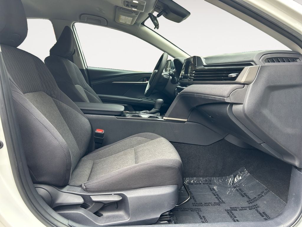 2025 Toyota CAMRY LE HYBRID