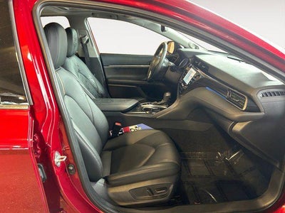 2020 Toyota CAMRY HYBRID XLE