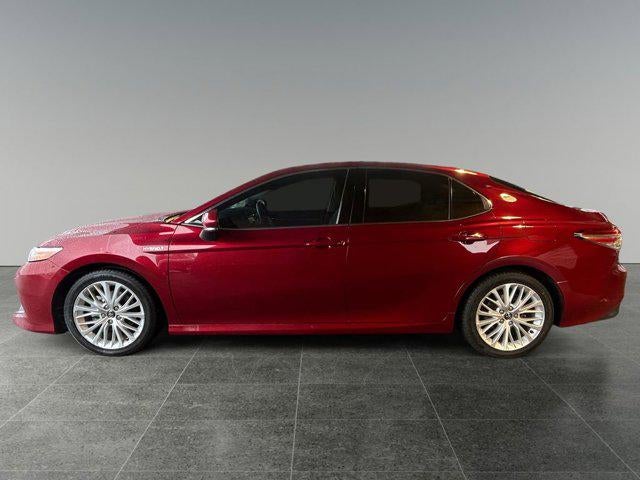 2020 Toyota CAMRY HYBRID XLE