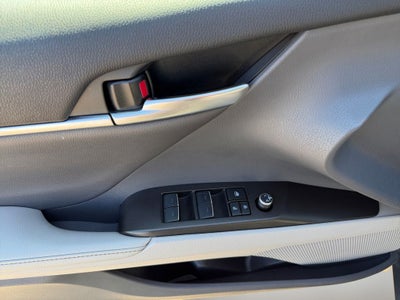 2024 Toyota Camry Hybrid XLE