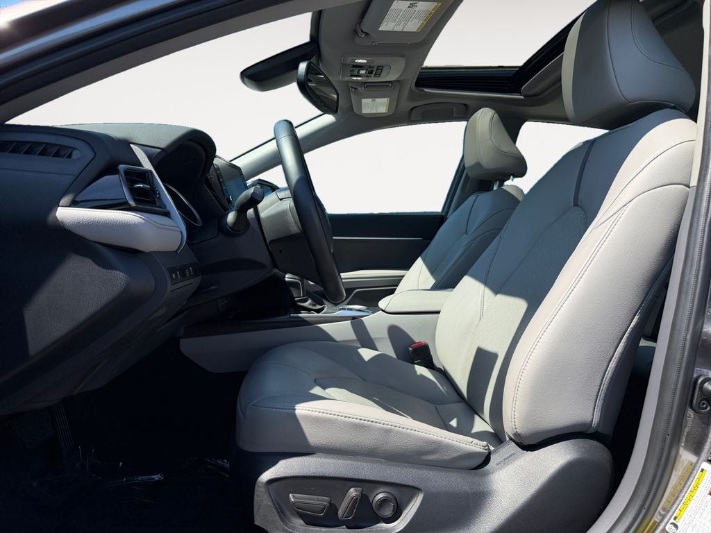 2024 Toyota Camry Hybrid XLE