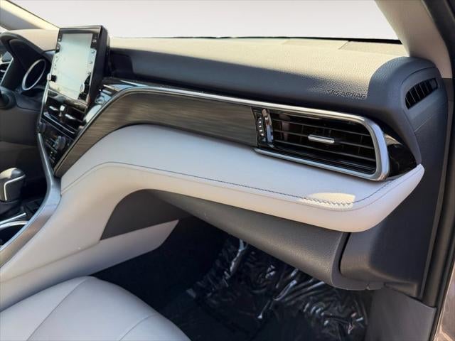 2024 Toyota Camry Hybrid XLE