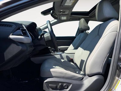 2024 Toyota Camry Hybrid XLE
