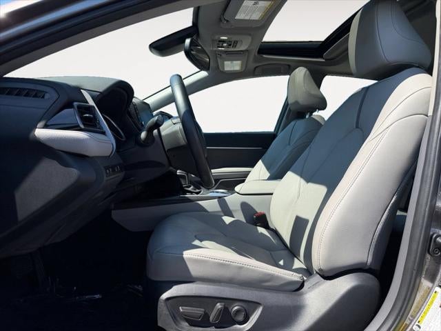 2024 Toyota Camry Hybrid XLE