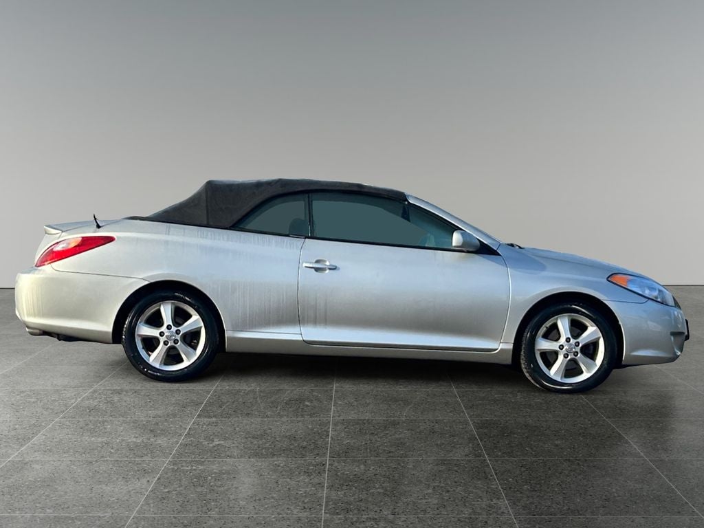 2004 Toyota Camry Solara SLE