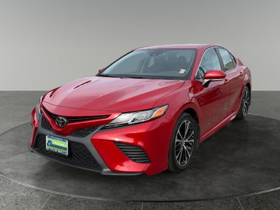 2020 Toyota Camry SE