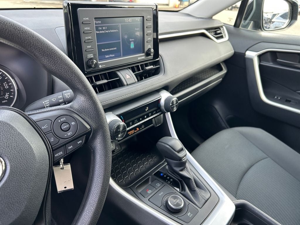 2021 Toyota RAV4 HYBRID LE