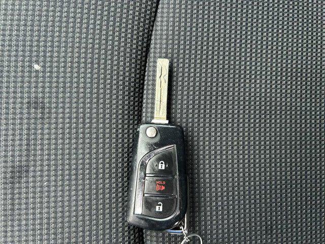 2021 Toyota RAV4 HYBRID LE 1 Owner