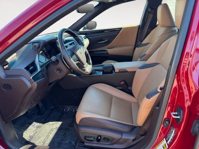 2021 Lexus ES 250