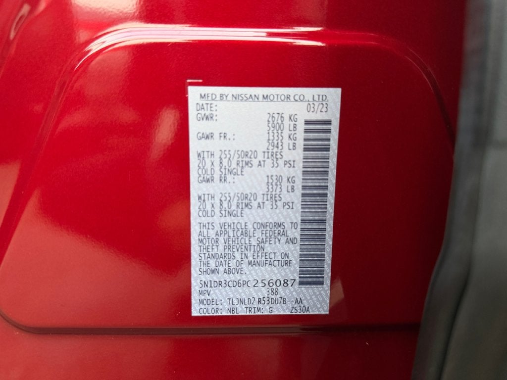 2023 Nissan Pathfinder SL