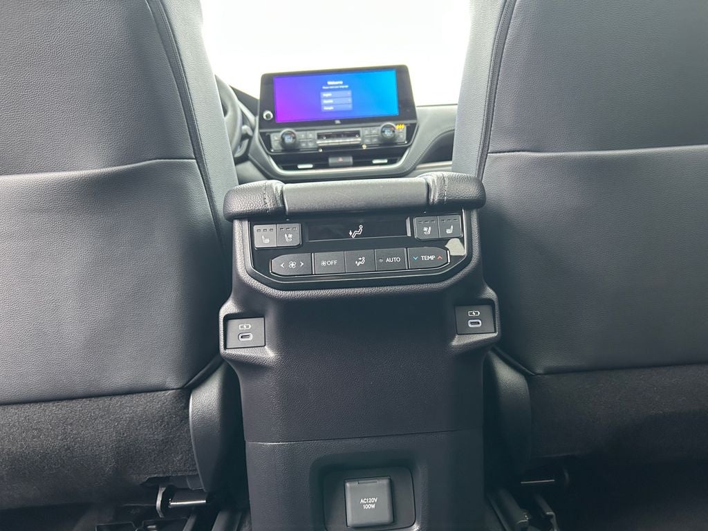 2025 Toyota GRAND HIGHLANDER Platinum