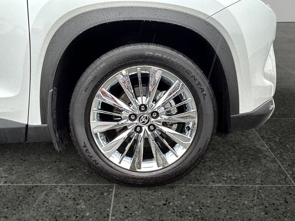 2025 Toyota GRAND HIGHLANDER Platinum