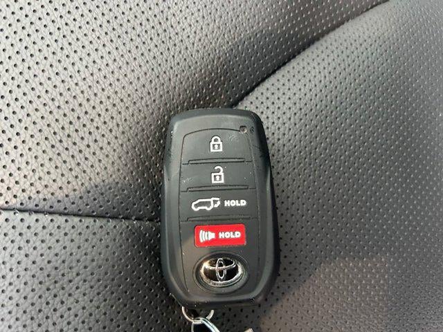 2025 Toyota GRAND HIGHLANDER Platinum