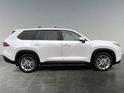 2025 Toyota GRAND HIGHLANDER Platinum