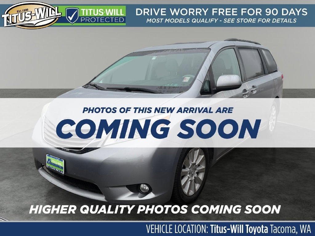 2013 Toyota Sienna XLE 7 Passenger