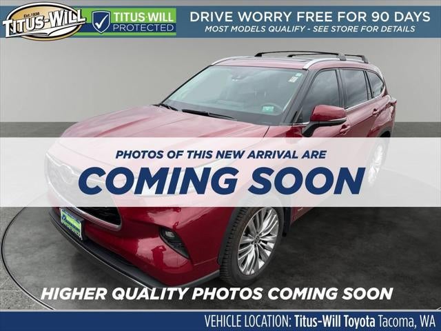 2022 Toyota Highlander Hybrid Platinum