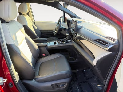 2025 Toyota Sienna Platinum 7 Passenger