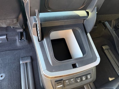 2025 Toyota Sienna Platinum 7 Passenger