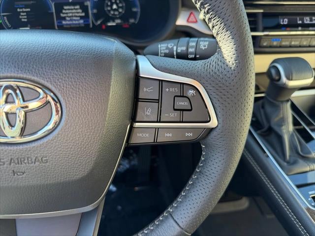 2025 Toyota Sienna Platinum 7 Passenger