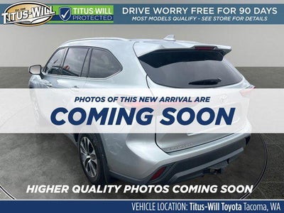2022 Toyota HIGHLANDER XLE