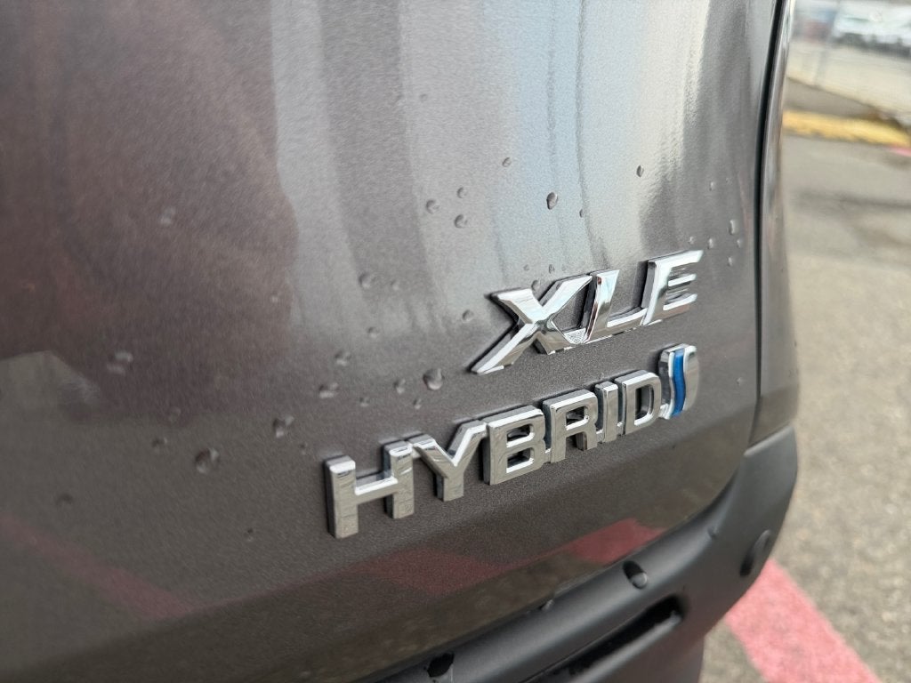 2024 Toyota Sienna XLE 7 Passenger
