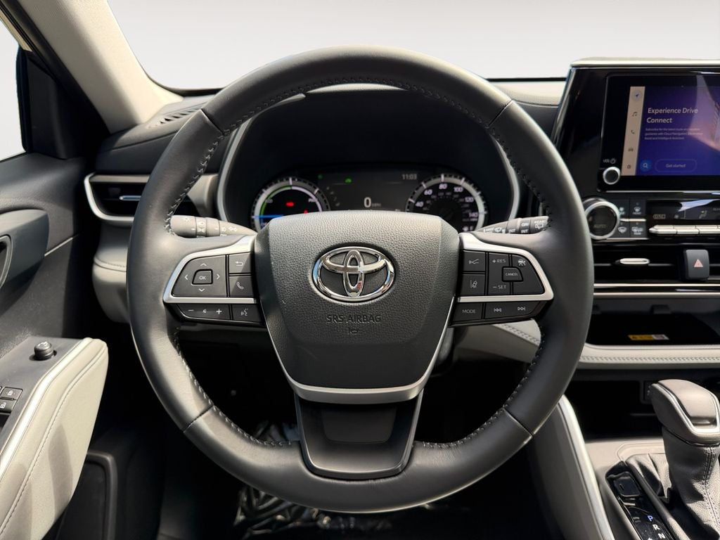 2024 Toyota Highlander Hybrid XLE