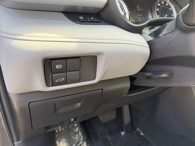 2024 Toyota Highlander Hybrid XLE