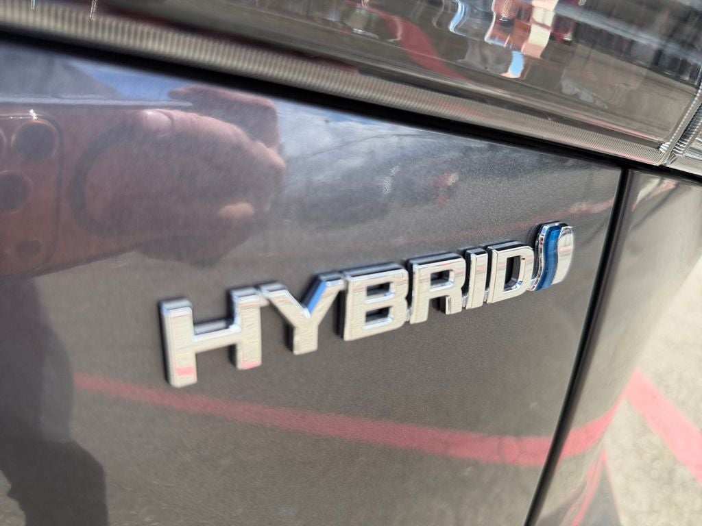 2024 Toyota Highlander Hybrid XLE