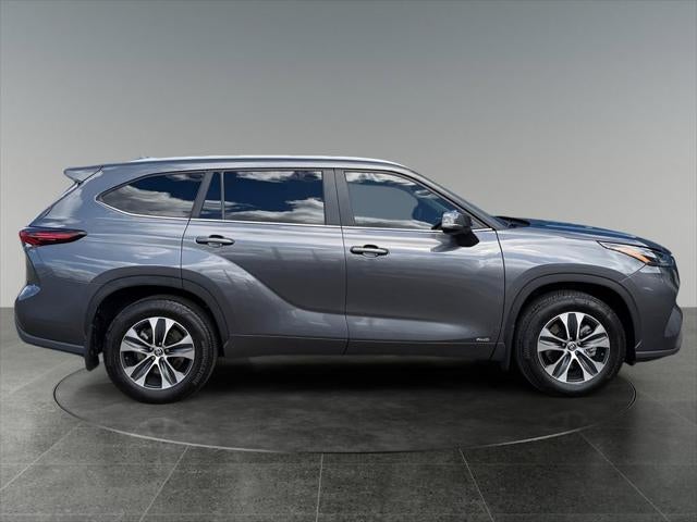 2024 Toyota Highlander Hybrid XLE