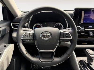 2024 Toyota Highlander Hybrid XLE