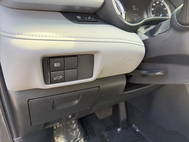 2024 Toyota Highlander Hybrid XLE