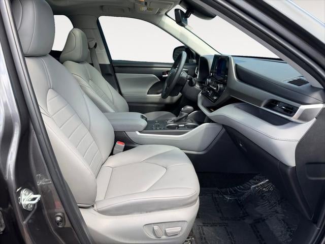 2024 Toyota Highlander Hybrid XLE