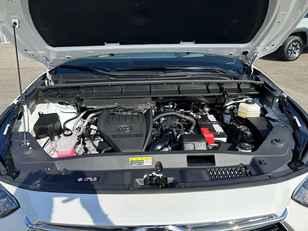 2025 Toyota HIGHLANDER Platinum