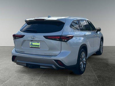 2025 Toyota HIGHLANDER Platinum
