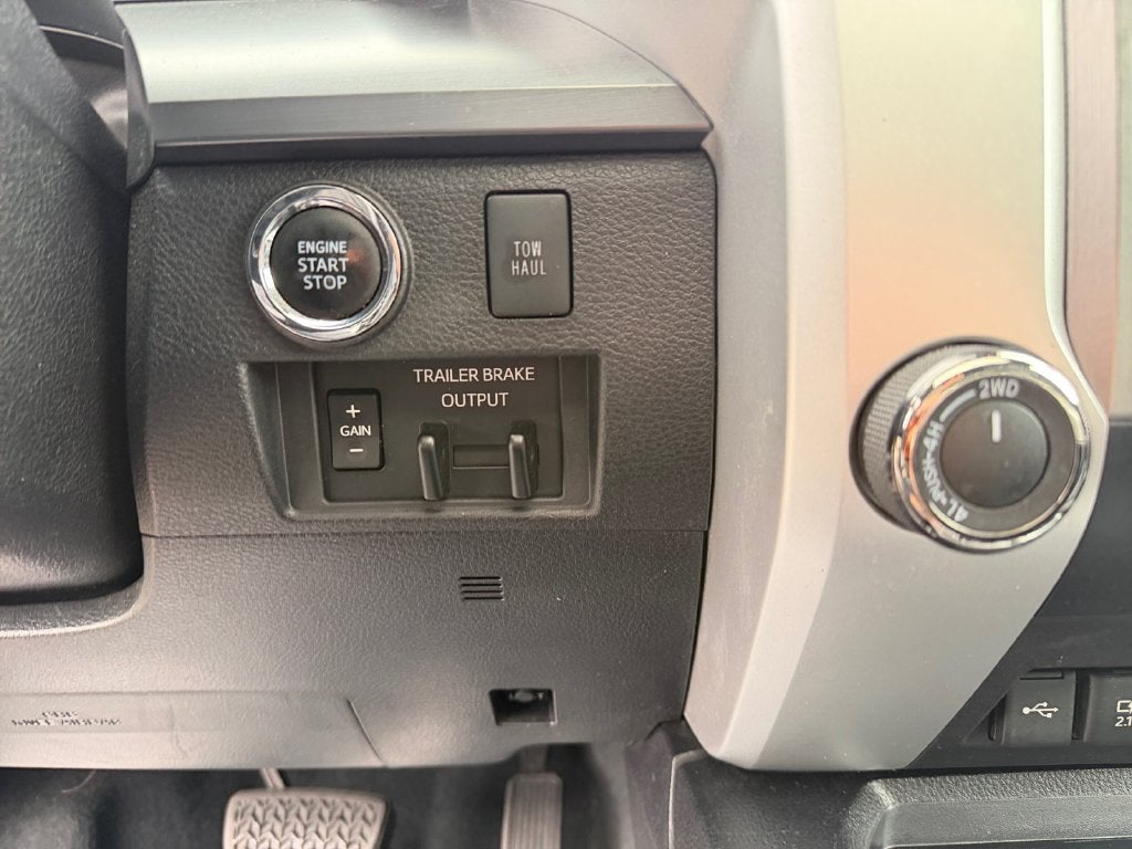 2021 Toyota Tundra Platinum