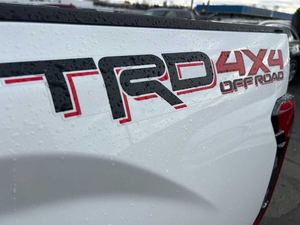 2023 Toyota Tundra SR5 LIFTED WITH WHEELS AND TIRES