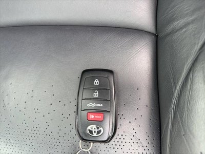 2023 Toyota Tundra Platinum