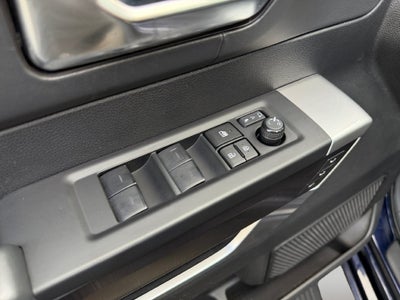 2023 Toyota Tundra Hybrid Platinum