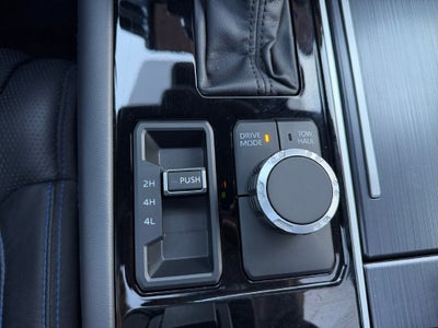 2023 Toyota Tundra Hybrid Platinum