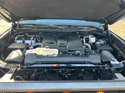2025 Toyota TUNDRA 4X4 Platinum LIFTED
