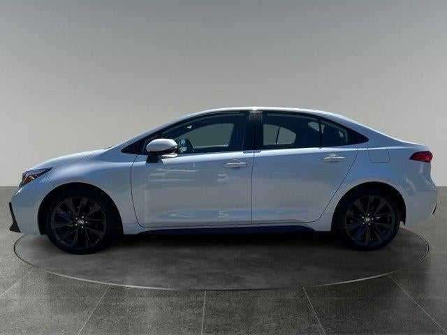 2025 Toyota COROLLA SE