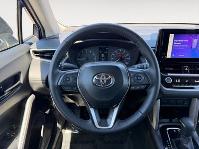 2025 Toyota Corolla Cross LE