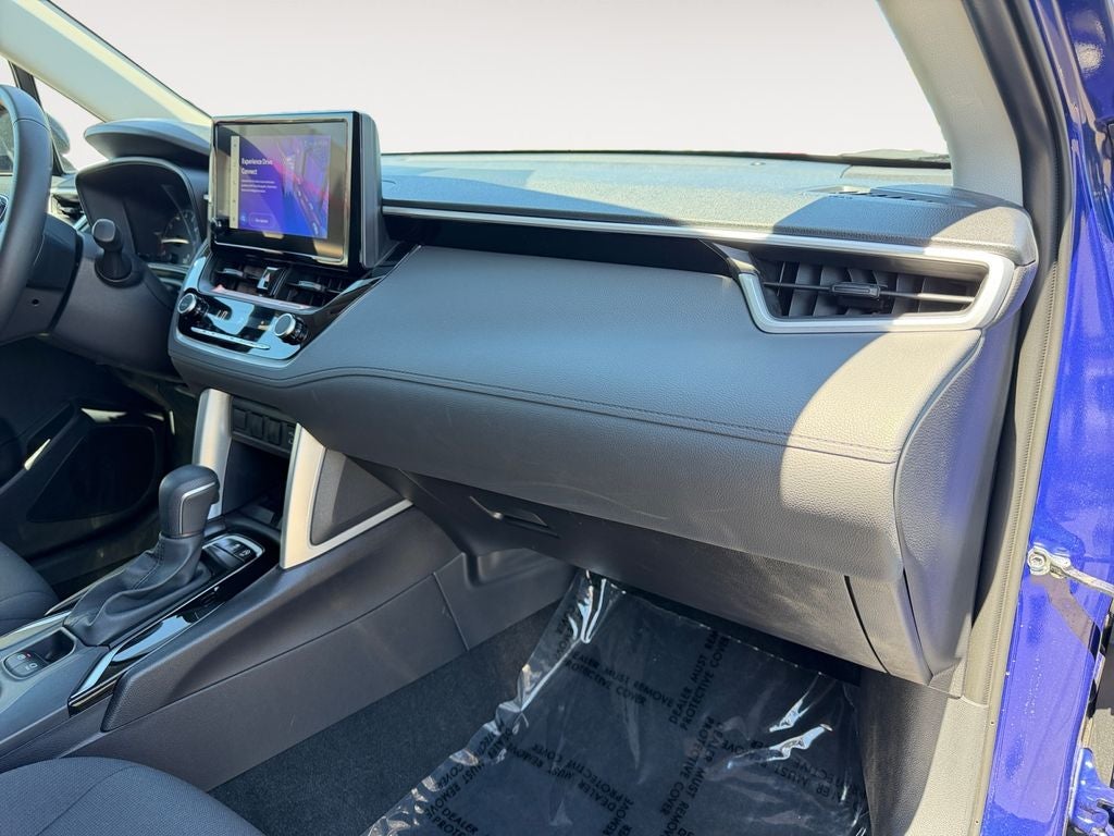 2025 Toyota Corolla Cross LE