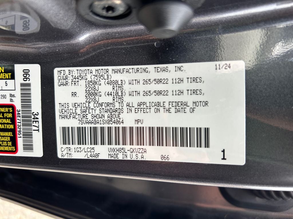 2025 Toyota SEQUOIA 4WD Capstone