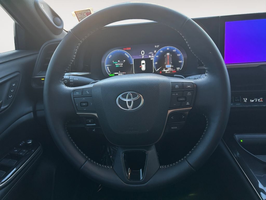 2025 Toyota Crown Signia Limited