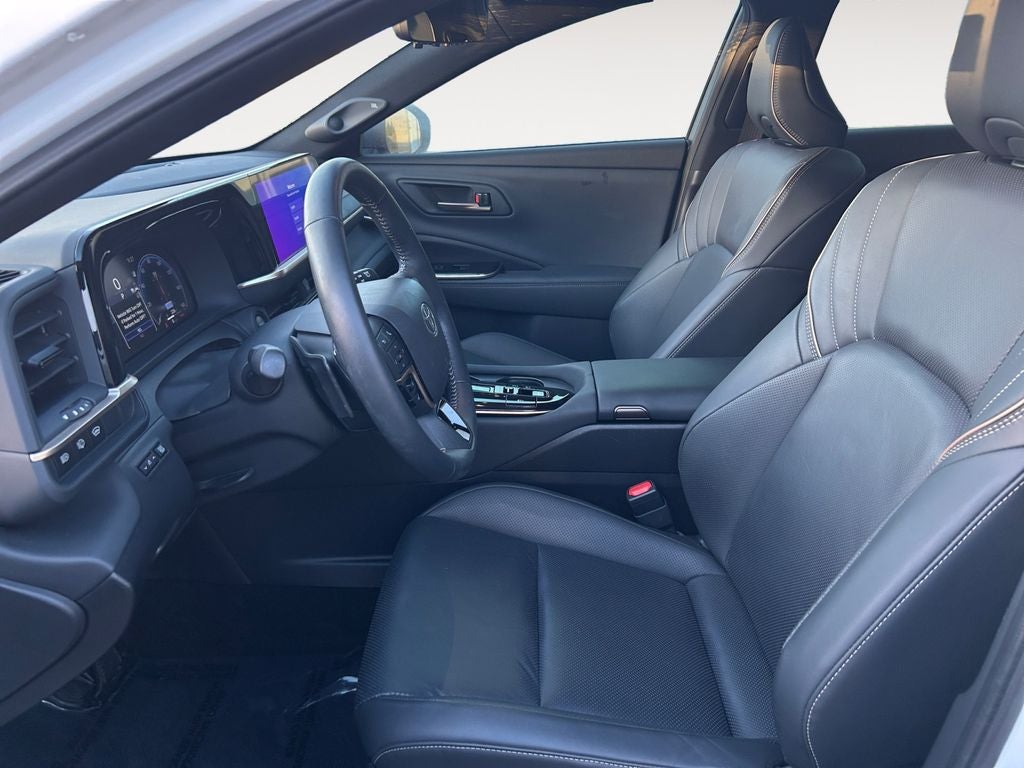 2025 Toyota Crown Signia Limited