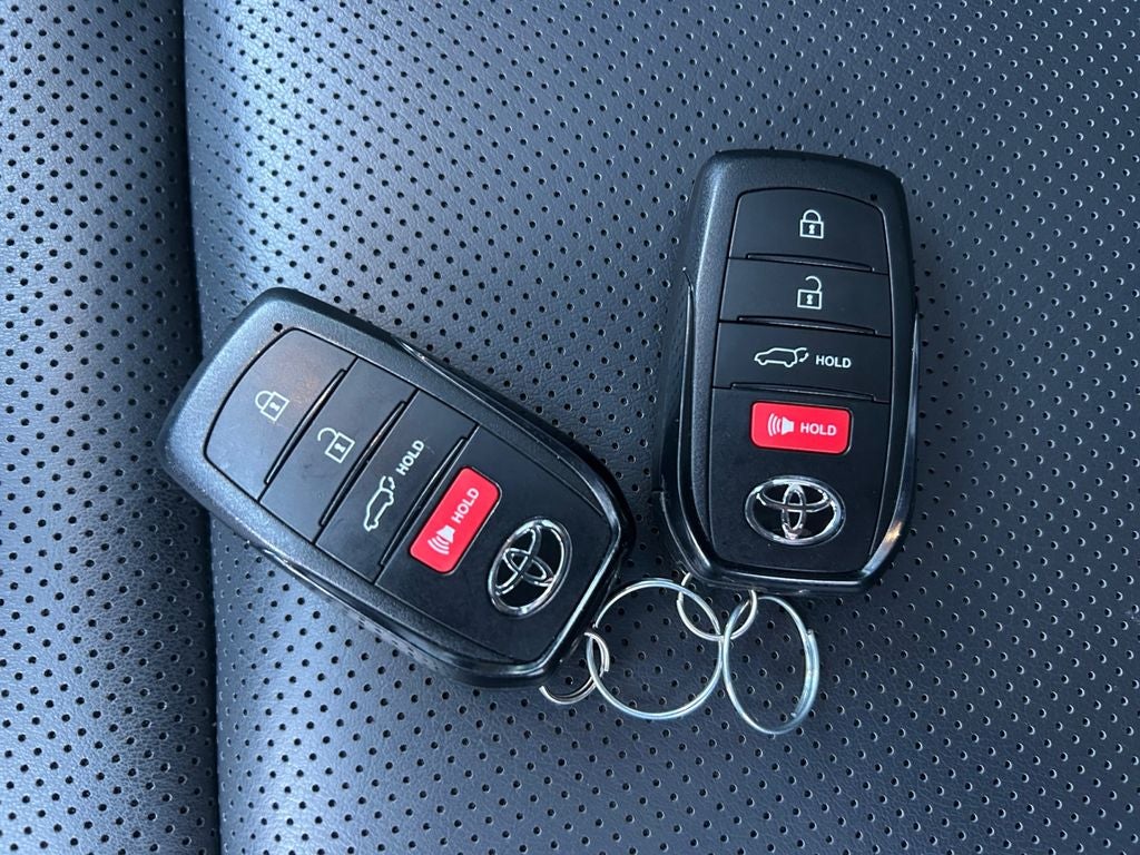 2025 Toyota Crown Signia Limited